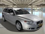 Volvo V70 1.6 T4 Limited Edition Lage KM ! Nieuwe Distributie met garantie