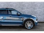 Lynk & Co 01 1.5 Plug-in Hybrid | Elegante SUV met 1.800 kg trekvermogen | Afneembare trekhaak | Zwarte Hemelbekleding | Elektrisch schuif/kanteldak | 360 Graden Camera | LM velgen 20 inch | Adaptive Cruise Control | Elektrisch bedienbare achterklep | Premium Audio Systeem | Apple Carplay/Android Auto | Stoelverwarming | Achteruitrijcamera | Keyless Entry | Elektrisch verstelbare bestuurderstoel met geheugenfunctie
