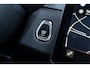 Lynk & Co 01 1.5 Plug-in Hybrid | Elegante SUV met 1.800 kg trekvermogen | Afneembare trekhaak | Zwarte Hemelbekleding | Elektrisch schuif/kanteldak | 360 Graden Camera | LM velgen 20 inch | Adaptive Cruise Control | Elektrisch bedienbare achterklep | Premium Audio Systeem | Apple Carplay/Android Auto | Stoelverwarming | Achteruitrijcamera | Keyless Entry | Elektrisch verstelbare bestuurderstoel met geheugenfunctie