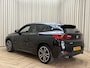 BMW X2 sDrive20i M-Sport Panoramadak / HUD / Carplay / Alcantara / Stoelverwarming / Navi / Cruise / 19'' LMV
