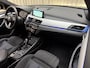 BMW X2 sDrive20i M-Sport Panoramadak / HUD / Carplay / Alcantara / Stoelverwarming / Navi / Cruise / 19'' LMV