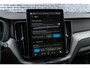 Volvo XC60 2.0 T6 Plug-in hybrid AWD Ultra Black Edition | Facelift | Harman Kardon Audio | 360 Graden Camera | Sportstoelen | Lichtmetalen Velgen 21 inch | Panoramadak | Head-up Display | Keyless Entry | Elektrische Achterklep | Navigatie | Apple Carplay | Android Auto