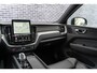 Volvo XC60 2.0 T6 Plug-in hybrid AWD Ultra Black Edition | Facelift | Harman Kardon Audio | 360 Graden Camera | Sportstoelen | Lichtmetalen Velgen 21 inch | Panoramadak | Head-up Display | Keyless Entry | Elektrische Achterklep | Navigatie | Apple Carplay | Android Auto