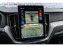 Volvo XC60 2.0 T6 Plug-in hybrid AWD Ultra Black Edition | Facelift | Harman Kardon Audio | 360 Graden Camera | Sportstoelen | Lichtmetalen Velgen 21 inch | Panoramadak | Head-up Display | Keyless Entry | Elektrische Achterklep | Navigatie | Apple Carplay | Android Auto