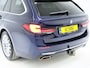 BMW 5-Serie Touring 530e Luxury Line | LaserLED | Harman/Kardon | M Stuur | Leder | HUD | Keyless | Adaptive Cruise | Camera | Carplay