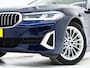 BMW 5-Serie Touring 530e Luxury Line | LaserLED | Harman/Kardon | M Stuur | Leder | HUD | Keyless | Adaptive Cruise | Camera | Carplay
