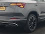 Skoda Karoq 1.5 TSI ACT Sportline Business DSG 150pk | Adaptive Cruise | Camera | Matrix LED | RS Sportstoelen Verwarmd | 18"L.M | Adaptive Onderstel | Keyless | Sfeerverlichting | Apple Carplay | Virtual | Navigatie | DAB |