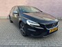 Volvo V40 1.5 T3 Polar+ Sport | Navigatie | Achteruitrijcamera | Parkeersensoren | Trekhaak | Panoramadak | Harman Kardon Audio | BLIS | Cruise Control Adaptief | LED Koplampen | Keyless Entry