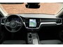 Volvo V60 B3 AUT7 163PK Essential | Adaptieve Cruise Control | Trekhaak semi elektrisch inklapbaar | Elektrisch Verstelbare Lendesteunen | BLIS Dodehoekdetectie | Verwarmbare Voor- en Achterstoelen | Stuurwielverwarming | Extra Getint Glas Achter | 19" Lichtmetalen Velgen | Parkeercamera | Parkeersensoren voor + achter |