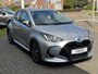 Toyota Yaris 1.5 Hybrid Dynamic | Lichtmetalen velgen, LED, Keyless, Startknop, Licht + Regensensor, Apple CarPlay/Android Auto