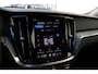 Volvo V60 T8 Plug-in hybrid AWD Ultra Perf. Ed. Dark | Nappa leder Charcoal | Polestar Engineered software | Panoramadak | Visual Park Assist | 6,4 kw Boordlader | Adaptive Cruise control | Pilot Assist | Premium Pack | Preconditioning met timer | Getinte ramen | Headup display | Full Led | Driver Assistance | Driver Awareness | 19" 5-Triple Spaaks Black Diamond Cut | Bowers & Wilkins Audiosysteem | Google Maps | Google Assistant | Blis | Elektrische achterklep | Stoelventilatie voor | Stoelmassage voor | Verwarmbaar stuurwiel | Keyless | Elektrisch verstelbare voorstoelen met geheugen | Lichting Pack | Stoelverwarming voor en achter | Apple Carplay | Volvo Car UX | Elektrisch bedienbare achterklep | Verlichtingspack 2