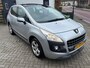 Peugeot 3008 1.6 VTi ST | pano | cruise | clima | trekhaak |