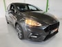 Ford Fiesta ST-LINE / Cruise controle / Navigatie / Stoelverwarming / 17 inch / Documentatie aanwezig.