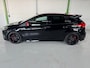 Ford Focus 1.5 ST-line / Red Edition / PDC / Dubbele uitlaatsysteem / Stoelverwarming / Prijs all-in.
