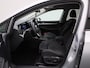 Volkswagen Golf Variant 1.0 eTSI Life Business 110 PK| Origineel Nederlands | Dealeronderhouden | Trekhaak | Navigatie | Artvelours | Achteruitrijcamera | Elektrische Bestuurderstoel Met Geheugen | Stoelverwarming