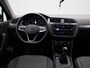 Volkswagen Tiguan 1.5 TSI Life Business 130 PK| Origineel Nederlands | 1e Eigenaar | Navigatie | Achterklep Elektrisch | Stoelverwarming | Stuurwielverwarming | Climatronic | Parkeersensoren Voor & Achter