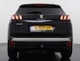 Peugeot 3008 1.2T 131PK AUT. Trekhaak 360°Camera 1/2 Leer 18" Navi Ecc Apple Carplay Android Connected-Apps Cruise Control Pdc Blue Premium Keyless Elek.Achterklep Privacy Glas BordHerkenning Lane Assist Led Lmv 18" Regen-Lichtsensor Bluetooth 1.400KG Trekgewicht Dealeronderhouden, laatste-Beurt-93.400km Origineel Nederlandse Auto 1400kg trekvermogen