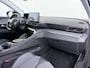 Peugeot 3008 1.2T 131PK AUT. Trekhaak 360°Camera 1/2 Leer 18" Navi Ecc Apple Carplay Android Connected-Apps Cruise Control Pdc Blue Premium Keyless Elek.Achterklep Privacy Glas BordHerkenning Lane Assist Led Lmv 18" Regen-Lichtsensor Bluetooth 1.400KG Trekgewicht Dealeronderhouden, laatste-Beurt-93.400km Origineel Nederlandse Auto 1400kg trekvermogen