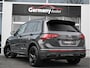 Volkswagen Tiguan 1.4TSI 245pk eHybrid R-Line Business+ Dolphin Grey IQ-Light ACC Sfeerverlichting Tr.haak Winter Pack
