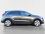 Kia Niro EV e-Niro ExecutiveLine 64 kWh | Trekhaak | Stoel verwarming en ventilatie | Dodehoek detectie | Elektrisch bedienbare voorstoelen | Lederen bekleding | JBL soundsystem | Navigatie | Camera |
