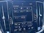 Volvo V60 2.0 T6 Plug-in Hybrid AWD Inscription | Long Range PHEV | Trekhaak | Panoramadak | Harman Kardon Audio | LED Koplampen Adaptief | Lichtmetalen Velgen 19 inch | Verwarmde Voorruit | Achteruitrijcamera | Keyless Entry | Navigatie | Apple Carplay | Android Auto