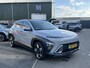 Hyundai Kona 1.6 GDI HEV Premium Sky VAN: 34.900,- VOOR 31.877,- UW LENTEVOORDEEL: 3.023,- | DEALER ONDERHOUDEN | FABR. GARANTIE t/m 06-2031