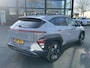 Hyundai Kona 1.6 GDI HEV Premium Sky VAN: 34.900,- VOOR 31.877,- UW LENTEVOORDEEL: 3.023,- | DEALER ONDERHOUDEN | FABR. GARANTIE t/m 06-2031