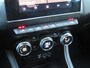 Renault Captur E-Tech Plug-In Hybrid 160pk Intens/ SOH 100%/ Trekhaak/ Parelmoer wit/ Camera achter/ Led koplampen/ Stoelverwarming/ Dealer onderhouden