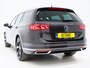 Volkswagen Passat Variant 1.4 TSI PHEV GTE R-Line | Panoramadak | Leder | Matrix LED | Massage | HUD | 360 | Virtual | Keyless | Adaptive Cruise