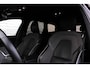 Volvo XC60 B5 R-Design | elektrisch verstelb. bestuurdersstoel met geheugen | Extra getint glas | Trekhaak | Achteruitrijcamera | Pilot Assist |