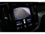 Volvo XC60 B5 R-Design | elektrisch verstelb. bestuurdersstoel met geheugen | Extra getint glas | Trekhaak | Achteruitrijcamera | Pilot Assist |