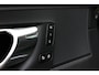 Volvo XC60 B5 R-Design | elektrisch verstelb. bestuurdersstoel met geheugen | Extra getint glas | Trekhaak | Achteruitrijcamera | Pilot Assist |