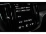 Volvo XC60 B5 R-Design | elektrisch verstelb. bestuurdersstoel met geheugen | Extra getint glas | Trekhaak | Achteruitrijcamera | Pilot Assist |