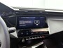 Peugeot 408 e-408 Allure 58 kWh 210pk | Accu SOH 99,1% | 453km WLTP Actieradius | Lage kilometerstand! | Navigatie | 360° Camera | LED koplampen | Draadloze Apple Carplay / Android Auto + telefoonlader | Stoel- en stuurverwarming | Adaptieve Cruise Control | Keyless | Leder/Stof | Dodehoeksensor | Parkeersensoren v+a | Donker getint glas | 19" lichtmetalen velgen |