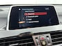 BMW X1 XDrive20i High Executive (Goed OndH, 2 sets velgen, Camera, Trekhaak, Navi, ParkeerS, StoelV, Climate Con, Cruise Con, Etc)