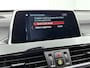 BMW X1 XDrive20i High Executive (Goed OndH, 2 sets velgen, Camera, Trekhaak, Navi, ParkeerS, StoelV, Climate Con, Cruise Con, Etc)