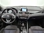 BMW X1 XDrive20i High Executive (Goed OndH, 2 sets velgen, Camera, Trekhaak, Navi, ParkeerS, StoelV, Climate Con, Cruise Con, Etc)
