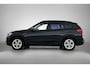 BMW X1 XDrive20i High Executive (Goed OndH, 2 sets velgen, Camera, Trekhaak, Navi, ParkeerS, StoelV, Climate Con, Cruise Con, Etc)