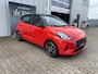 Hyundai i10 1.2 MPI 85PK / Clima / Navi / Cruise / Carplay / Stuur en stoelverw. / Camera / PDC / LMV