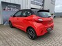 Hyundai i10 1.2 MPI 85PK / Clima / Navi / Cruise / Carplay / Stuur en stoelverw. / Camera / PDC / LMV