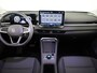 Volkswagen T-Roc Life First Edition 1.5 eTSI 85 kW / 116 PK SUV 7 v