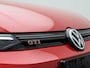 Volkswagen Golf 2.0 TSI GTI Clubsport 301pk | Panoramadak | Head-Up display | Harman Kardon | Stoelverwarming | Stuurwielverwarming | Dynamic Chassis Control | LED Matrix | Navigatie