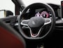 Volkswagen Golf 2.0 TSI GTI Clubsport 301pk | Panoramadak | Head-Up display | Harman Kardon | Stoelverwarming | Stuurwielverwarming | Dynamic Chassis Control | LED Matrix | Navigatie