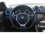 Suzuki Vitara 1.5 Hybrid Style Automaat, All-seasons, Panoramadak, Stijl Uitvoering!