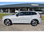 Volvo XC60 T6 AWD 350PK Plug-in Hybrid Ultimate Dark | HUD | Trekhaak | BLIS | 360 Camera | Panoramadak |
