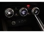 Renault Clio techno full hybrid E-Tech 145 | Groot Navi | Parkeercamera | Stoel- & Stuurverw. |
