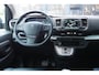 Peugeot e-Traveller 75 kWh Business Long | Allure VIP Uitvoering | Lengte 3 | Vol Opties ! | Lederen Bekleding | Panoramadak | 8-Zitplaatsen | Stoelverwarming| 2x Elektrische Zijschuifdeur | Achterklep | Climate Control | Navigatie | Lichtmetalen Velgen | Slechts 27.400 Km ! |