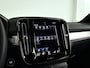 Volvo XC40 T4 Plug-in hybrid Plus Dark | Parkeercamera | Stoel- en Stuurverwarming | Trekhaak