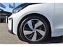 BMW i3 Basis iPerformance 94Ah 33 kWh Snellaad | Warmtepomp | Stoelverw. | Cruise Control |