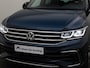 Volkswagen Tiguan 1.4 TSIeHybrid 180kW/245PK R-Line DSG · Panoramadak · Camera + Parkeersensoren · Trekhaak